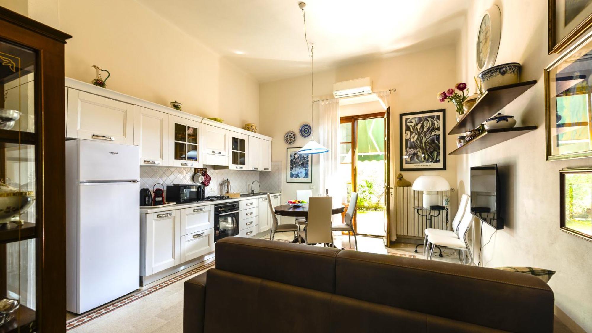 Hostly-La Casa Di Marta-Two Steps From The Tower Apartment Pisa Exterior photo